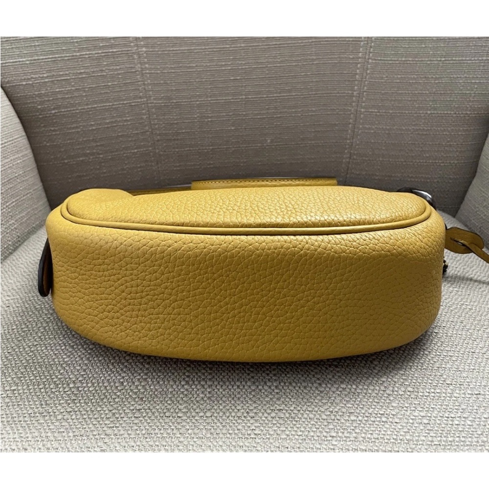 Coach Luna Shoulder Bag in colour flax/pewter New withTags - Picture 9 of 16